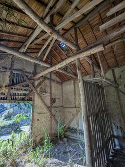荒れた小屋 荒れた,小屋,凹凸の写真素材