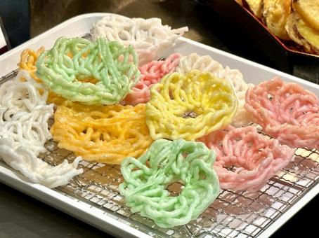 バイキングのかき餅 かき餅,煎餅,台湾料理の写真素材