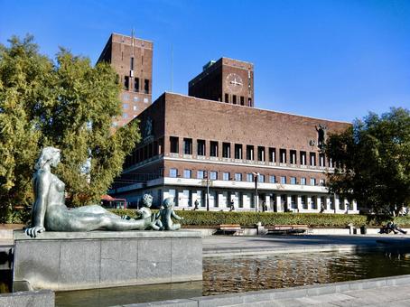 ノルウェー オスロ市庁舎 ノルウェー オスロ市庁舎 ノルウェー,オスロ,北欧の写真素材