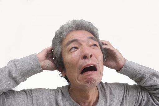 生活困窮シニア男性の写真