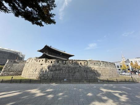 東大門(興仁之門/フンインジムン) 東大門(興仁之門/フンインジムン)の写真