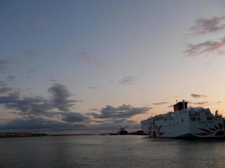 フェリー フェリー,船,カーフェリーの写真素材