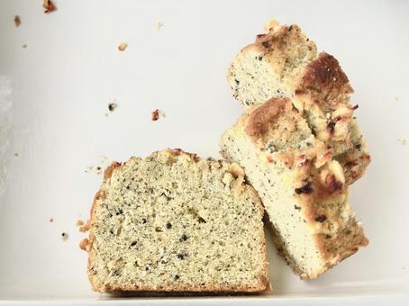 花梨と黒胡麻のパウンドケーキ 花梨,黒胡麻,パウンドケーキの写真素材