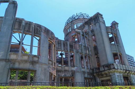 【広島県】原爆ドーム 平和記念公園 【広島県】原爆ドーム 平和記念公園 原爆ドーム,原爆,広島の写真素材