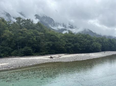 曇りの川の風景 川,河,景色の写真素材