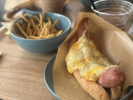 ホットドッグランチセットの写真