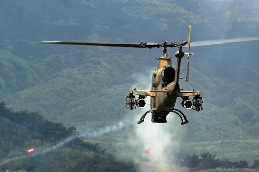 対戦車ヘリの攻撃 対戦車ヘリ,コブラ,陸上自衛隊の写真素材