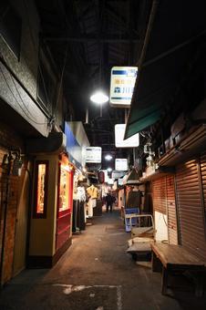 鶴橋商店街　市場街 卸市場,鶴橋商店街,観光地の写真素材