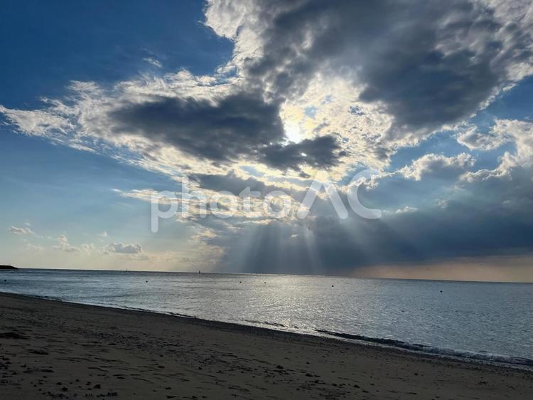 空と海と太陽と 海,空,太陽の写真素材