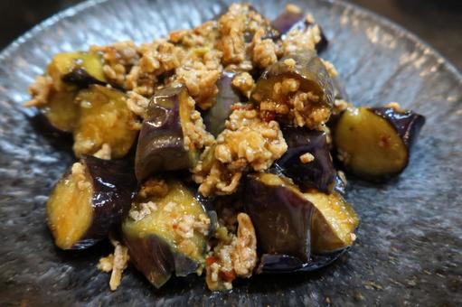 ピリ辛マーボー茄子（アップ） 麻婆茄子,豆板醤,ナスの写真素材