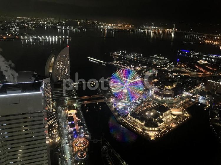 夜景（みなとみらい）⑨ みなとみらい,夜景,ビルの写真素材