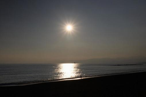 Evening view of Hiratsuka Beach, JPG
