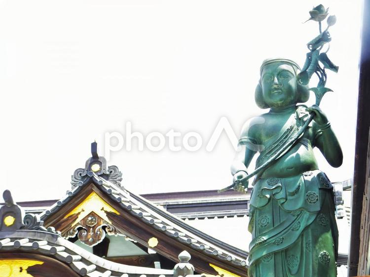 東京町散歩40 深川不動尊10 深川不動尊,空,コピースペースの写真素材