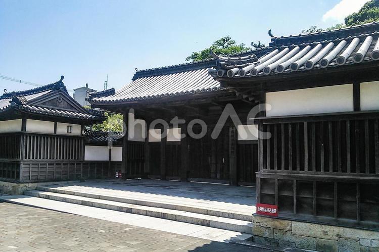対馬藩藩校　日新館門 日新館,対馬藩,藩校の写真素材