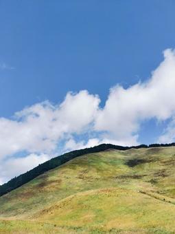 秋の曽爾高原 曽爾高原,ススキ,ライトアップの写真素材