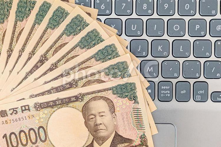 副業で稼ぐイメージ 副業,稼ぐ,投資の写真素材