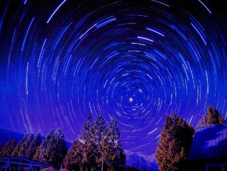 高原で天体観測 マキノ,マキノ高原,夜空の写真素材