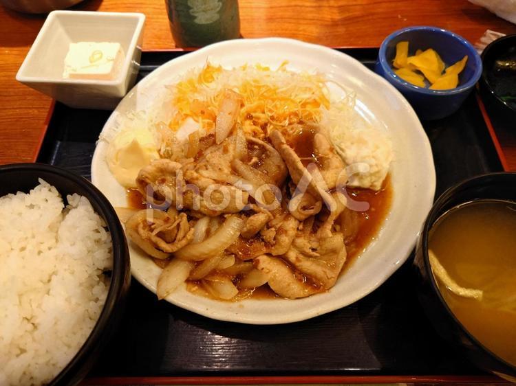 生姜焼き！食べたくなるね！ ランチ,食事,味噌汁の写真素材