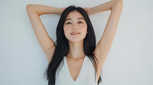 リラックスする女性 リラックスする女性の写真