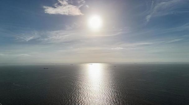 太陽と海 太陽と海の写真
