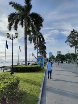 カンボジアの首都プノンペンの川沿い プノンペン,海外,旅の写真素材