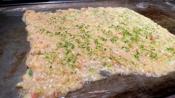 ねぎチーズ明太子のもんじゃ焼き ねぎチーズ明太子のもんじゃ焼き もんじゃ焼き,明太子,チーズの写真素材