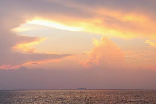 淡路島の夕焼け 淡路島の夕焼けの写真