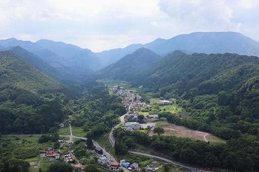山頂から見た景色 山頂から見た景色 河,川,新緑の写真素材
