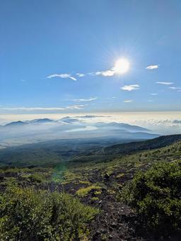 山 山 太陽,山,自然の写真素材