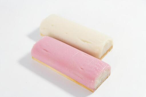 紅白のかまぼこ かまぼこ,おせち料理,和食の写真素材