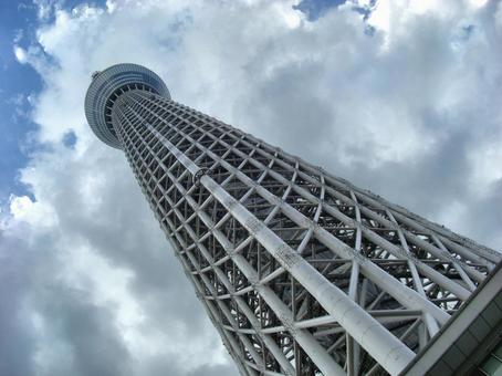 曇り日の東京スカイツリー-84 東京スカイツリー,曇り日,雲の写真素材