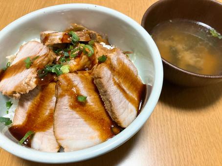 チャーシュー丼 チャーシュー丼,チャーシュー,焼豚の写真素材