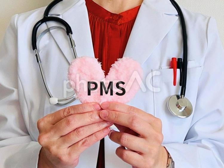 PMS（月経前症候群）は我慢しないで！ pms,月経前症候群,生理の写真素材