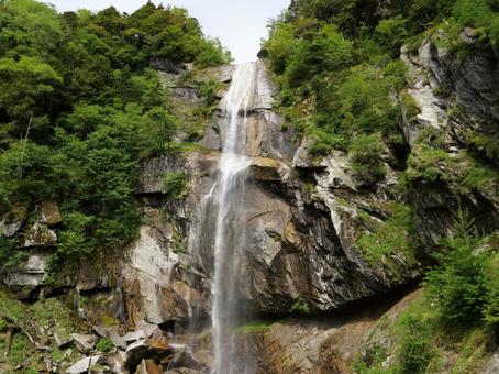 五色の滝 五色の滝 滝,鳳凰三山,ドンドコ沢の写真素材