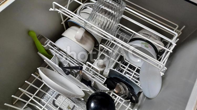 家庭の食洗器 食洗器,食器洗い乾燥機,食器の写真素材