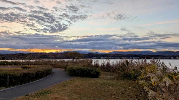 石川県の潟湖木場潟の夜明け 潟湖,湖,木場潟の写真素材