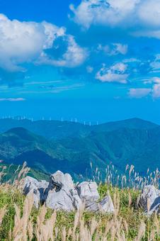 四国地方　四国カルスト台地の風景 カルスト台地,四国,四国地方の写真素材