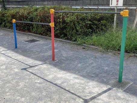3色の鉄棒 3色の鉄棒の写真