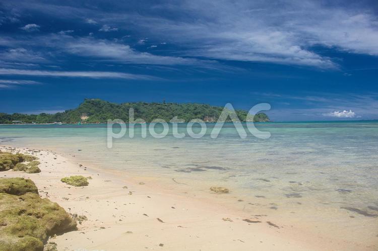 沖縄古宇利大橋付近の景色3 沖縄,古宇利島,古宇利大橋の写真素材