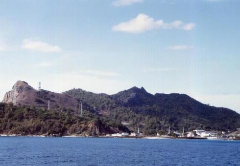 船から見る父島02 船から見る父島02の写真