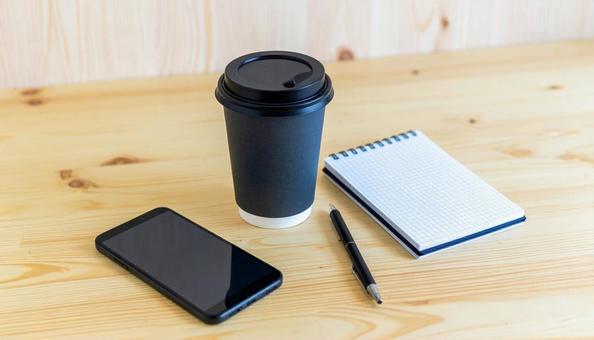 コーヒーブレイク 持ち帰りのコーヒー コーヒーブレイク 持ち帰りのコーヒーの写真