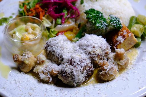 肉団子 ポルペッティ ランチ 肉団子 ポルペッティ ランチの写真