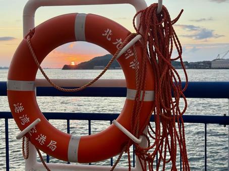 Photo, a float, ring, evening, 