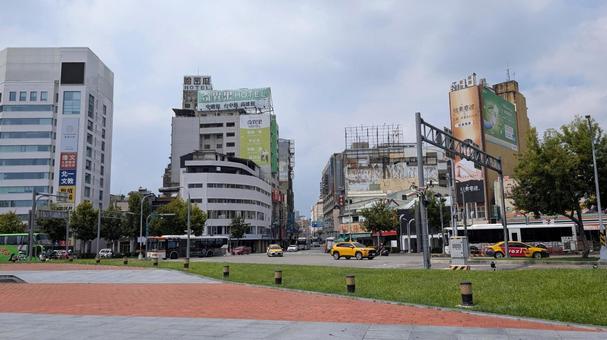 台中駅・駅前の街並み 台湾,taiwan,アジアの写真素材