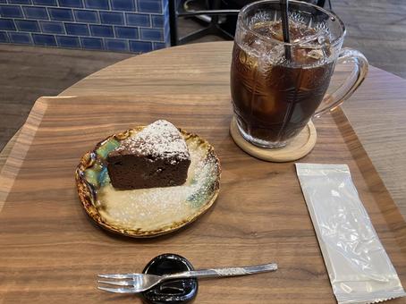 コーヒーとケーキ コーヒーとケーキ コーヒー,アイスコーヒー,ケーキの写真素材