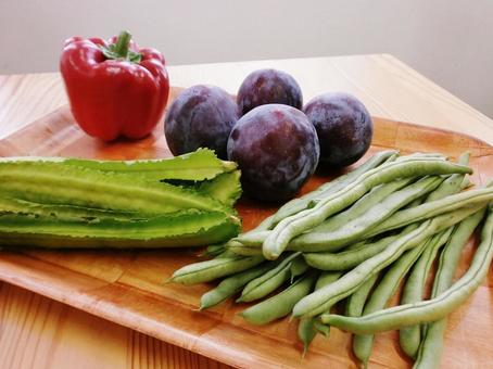 夏野菜 インゲン シカクマメ プラム 他 夏野菜 インゲン シカクマメ プラム 他の写真