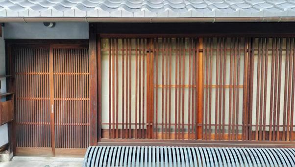 京都 町家 京都,町家,格子戸の写真素材