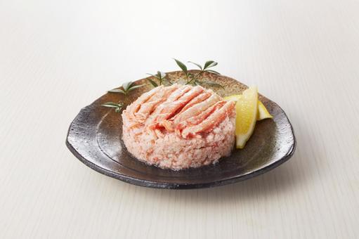 タラバガニ　盛り付け　一品料理 タラバガニ,脚肉,たらば蟹の写真素材