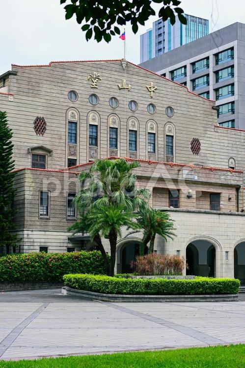 台湾・台北 中山堂（旧台北公会堂） 台湾,台北,中山堂の写真素材