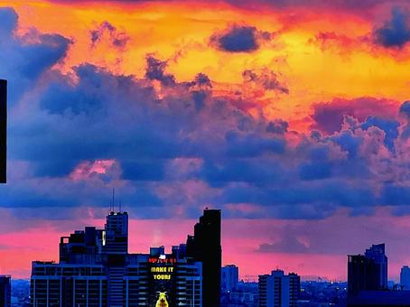日没を迎える 黄昏空,空が綺麗,そらの写真素材